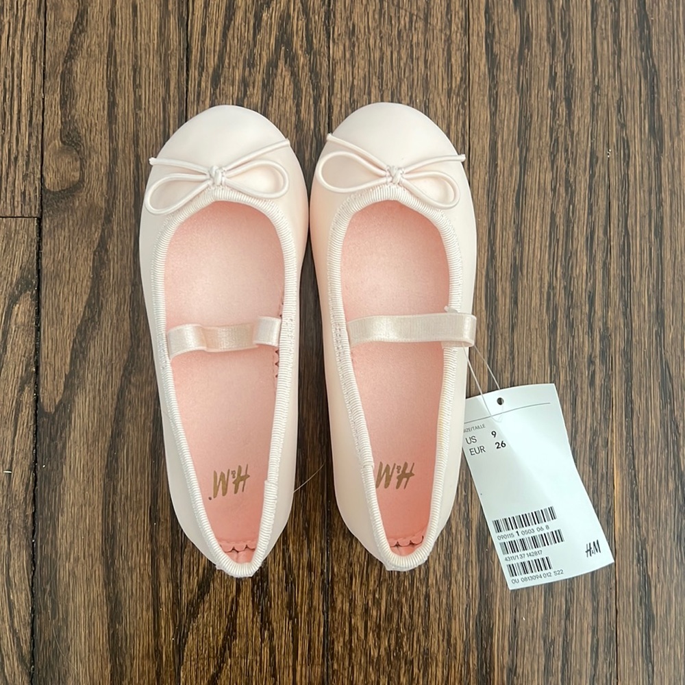 H&M Girl’s Light Pink Ballet Flats